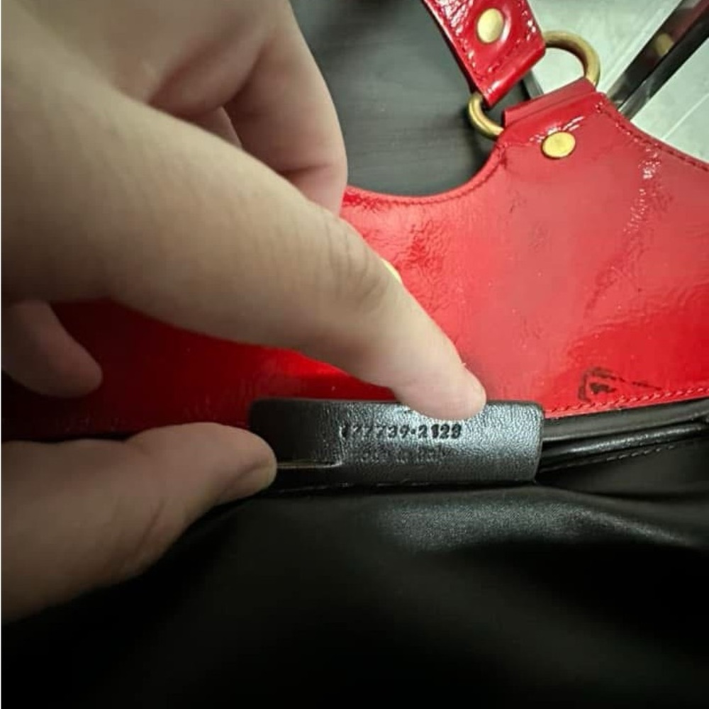 Yves Saint Laurent Red Chic Shoulder Bag - Picture 9 of 12